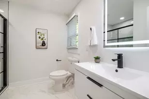 2368 Fenhurst Pl, Dunwoody, GA 30338 - Photo 19