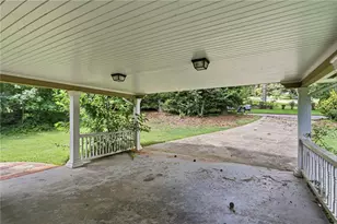 3435 Misty Valley Rd, Decatur, GA 30032 - Photo 9