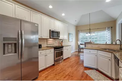 5813 Coles Court, Buford, GA 30518 - Photo 13