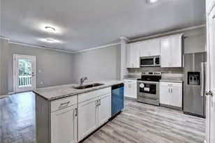 2802 Laurel Ridge Cir, Atlanta, GA 30344 - Photo 25