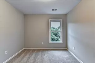 2802 Laurel Ridge Cir, Atlanta, GA 30344 - Photo 85