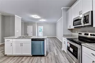 2802 Laurel Ridge Cir, Atlanta, GA 30344 - Photo 23