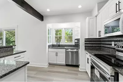2865 Landington Way, Duluth, GA 30096 - Photo 15