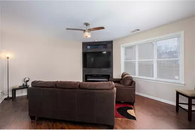 1545 Reel Lake Drive, Atlanta, GA 30331 - Photo 9