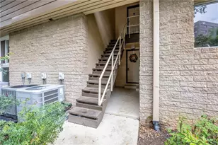 346 Carpenter Dr, Atlanta, GA 30328 - Photo 3