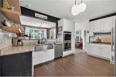 625 Ruby Forest Parkway, Suwanee, GA 30024 - Photo 13