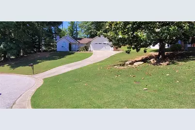 1005 Reunion Place SW, Atlanta, GA 30331 - Photo 3