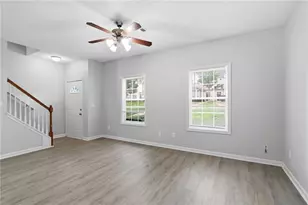 8642 Thomas Ln, Riverdale, GA 30274 - Photo 11