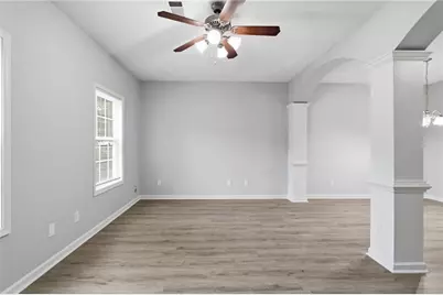 8642 Thomas Lane, Riverdale, GA 30274 - Photo 9