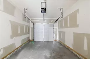 8642 Thomas Ln, Riverdale, GA 30274 - Photo 29