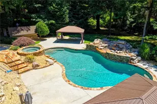 1390 Hillside Dr, Grayson, GA 30017 - Photo 7