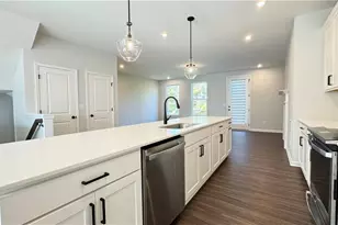 1475 Creekside Cir NW, Atlanta, GA 30318 - Photo 7