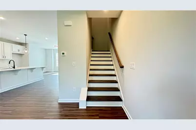 1475 Creekside Circle NW, Atlanta, GA 30318 - Photo 17