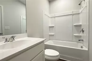 1475 Creekside Cir NW, Atlanta, GA 30318 - Photo 31