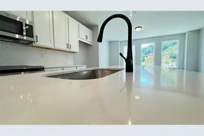 1475 Creekside Circle NW, Atlanta, GA 30318 - Photo 5