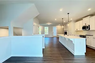 1475 Creekside Cir NW, Atlanta, GA 30318 - Photo 13
