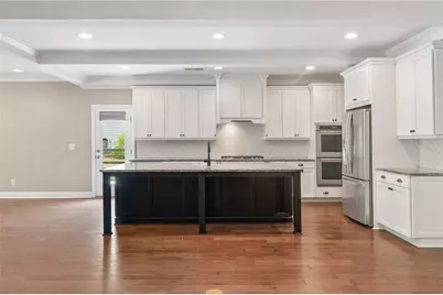 226 Sweetbriar Club Drive, Woodstock, GA 30188 - Photo 11