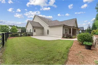226 Sweetbriar Club Drive, Woodstock, GA 30188 - Photo 5