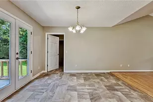 369 Oakland Dr SE, Calhoun, GA 30701 - Photo 13