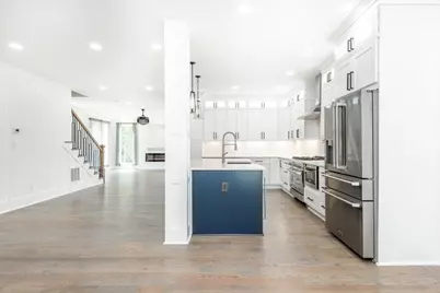 4056 Ashford Dunwoody Road NE, Brookhaven, GA 30319 - Photo 31