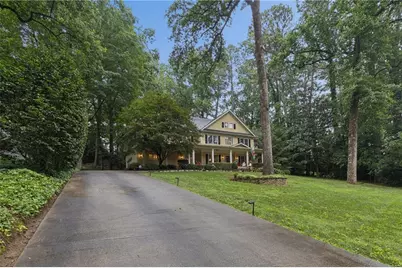 4029 Emma Lane NE, Atlanta, GA 30342 - Photo 3