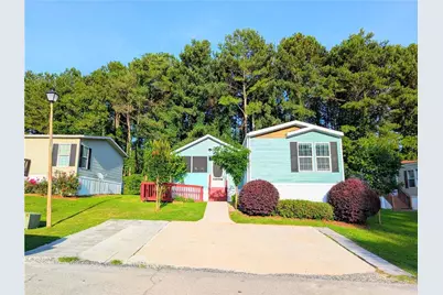 4255 Smoke Creek 37B Parkway, Snellville, GA 30039 - Photo 1