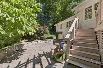 4590 Dudley Lane, Atlanta, GA 30327 - Photo 43