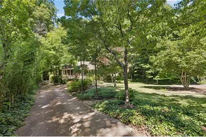 4590 Dudley Lane, Atlanta, GA 30327 - Photo 3