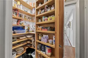 4590 Dudley Ln, Atlanta, GA 30327 - Photo 15