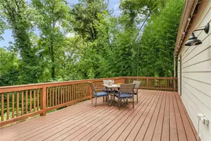 1730 Bridgeport Dr NE, Atlanta, GA 30329 - Photo 21