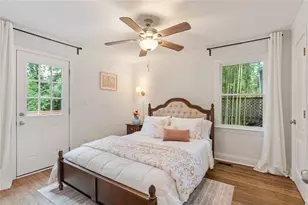 1730 Bridgeport Dr NE, Atlanta, GA 30329 - Photo 17