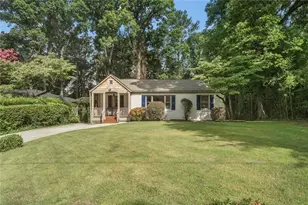 1730 Bridgeport Dr NE, Atlanta, GA 30329 - Photo 23