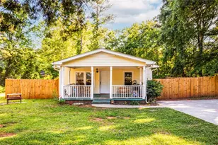 521 Green St, Monroe, GA 30655 - Photo 1