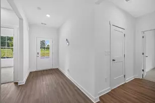 360 Crimson Feather Dr, Jefferson, GA 30549 - Photo 7