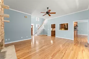 6277 Lakeview Dr, Buford, GA 30518 - Photo 11