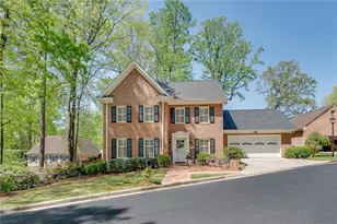 1826 Bedfordshire Ct, Decatur, GA 30033 - Photo 1