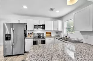 2912 Palm Dr, Atlanta, GA 30344 - Photo 15