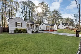 2912 Palm Dr, Atlanta, GA 30344 - Photo 5