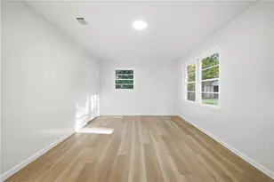 180 E Greenwood Dr, Carrollton, GA 30117 - Photo 37