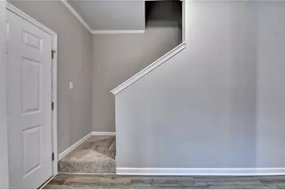 2776 Laurel Ridge Circle, East Point, GA 30022 - Photo 9