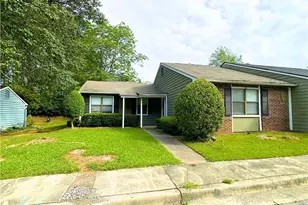 138 Sandalwood Cir, Lawrenceville, GA 30046 - Photo 1
