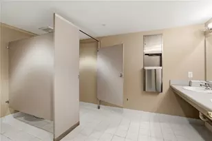 3275 Lenox Road NE, Atlanta, GA 30324 - Photo 31