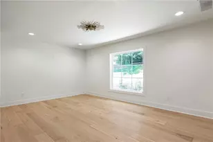 4955 Powers Ferry Rd, Atlanta, GA 30327 - Photo 15