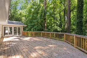 4955 Powers Ferry Rd, Atlanta, GA 30327 - Photo 27