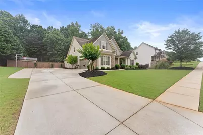 686 Lake Crest Drive, Jefferson, GA 30549 - Photo 5