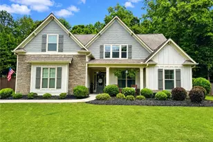 686 Lake Crest Dr, Jefferson, GA 30549 - Photo 1