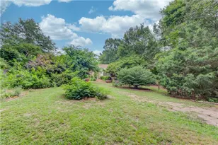 2521 Stone Dr SW, Lilburn, GA 30047 - Photo 47