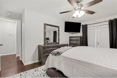7 Saint Claire Lane NE, Atlanta, GA 30324 - Photo 11