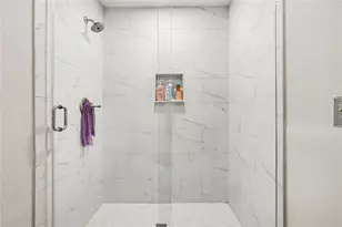 7 St Claire Ln NE, Atlanta, GA 30324 - Photo 15