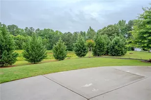 1527 Washington Rose Ave, Hoschton, GA 30548 - Photo 5